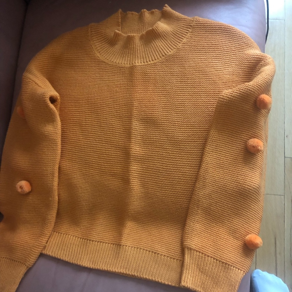 Women’s sweater, light orange, size L